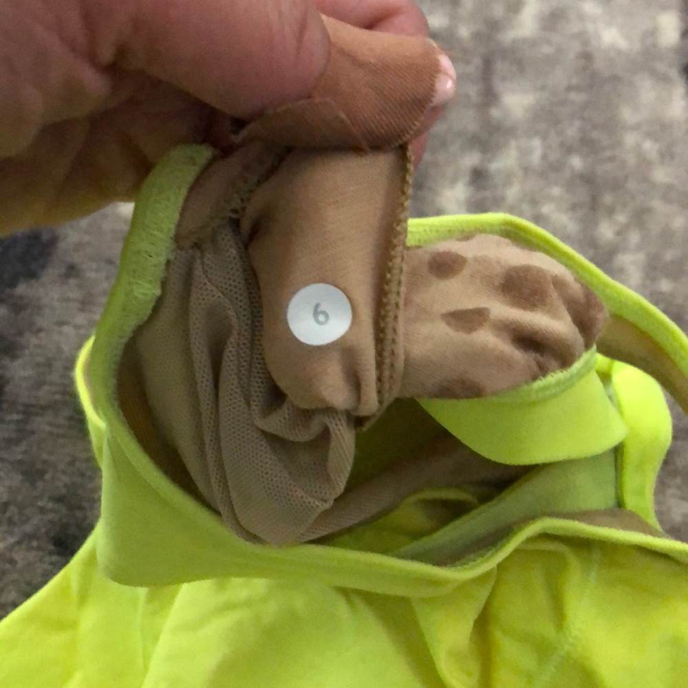 Lululemon tank - Picture 3 of 3